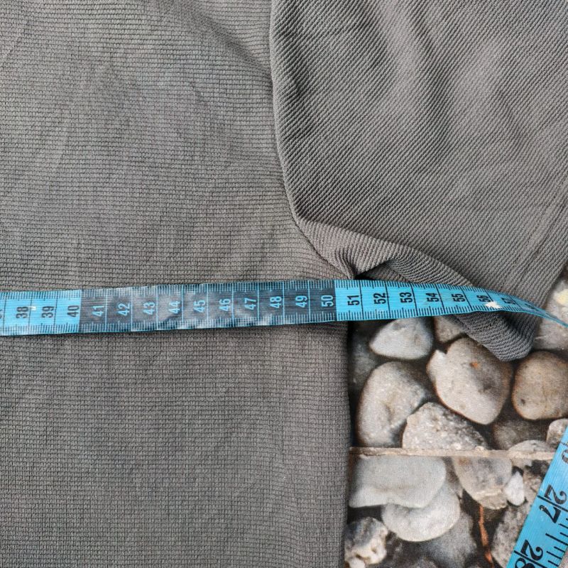 Kaos HENDEL Polos Army Size L (Fit M-L) – Preloved