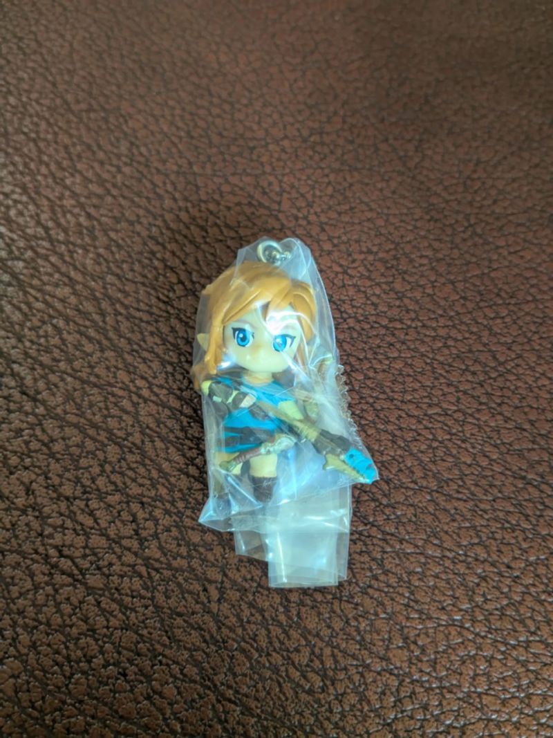 Gashapon Zelda (Keychain Link Buka Kerudung)