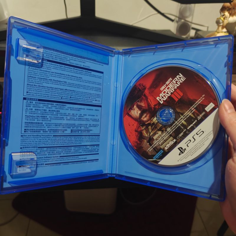 HYBRID AUCTION PS5 Game Call of Duty Modern Warfare 3