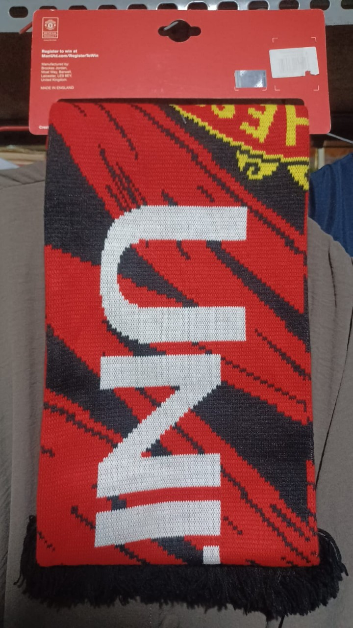 Official scarf Manchester United