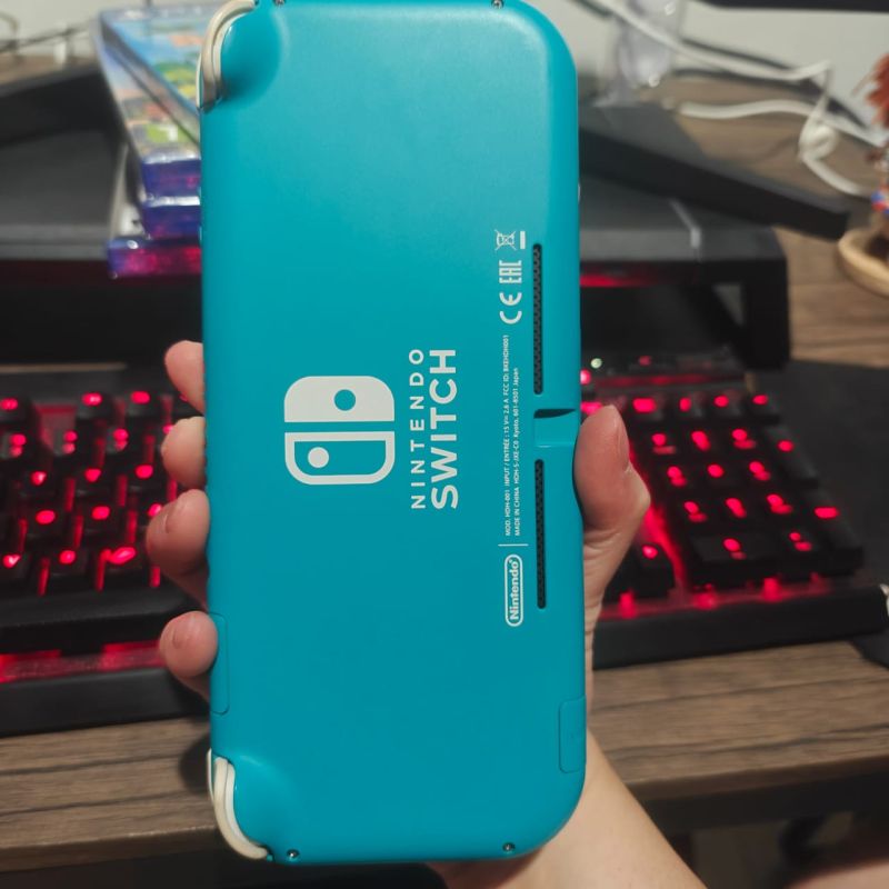 [HYBRID AUCTION] Nintendo Switch Lite 2019