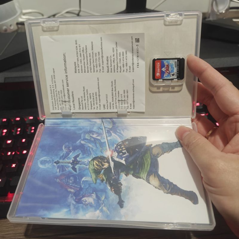 [HYBRID AUCTION] Nintendo Switch Game The Legend of Zelda Skyward Sword HD