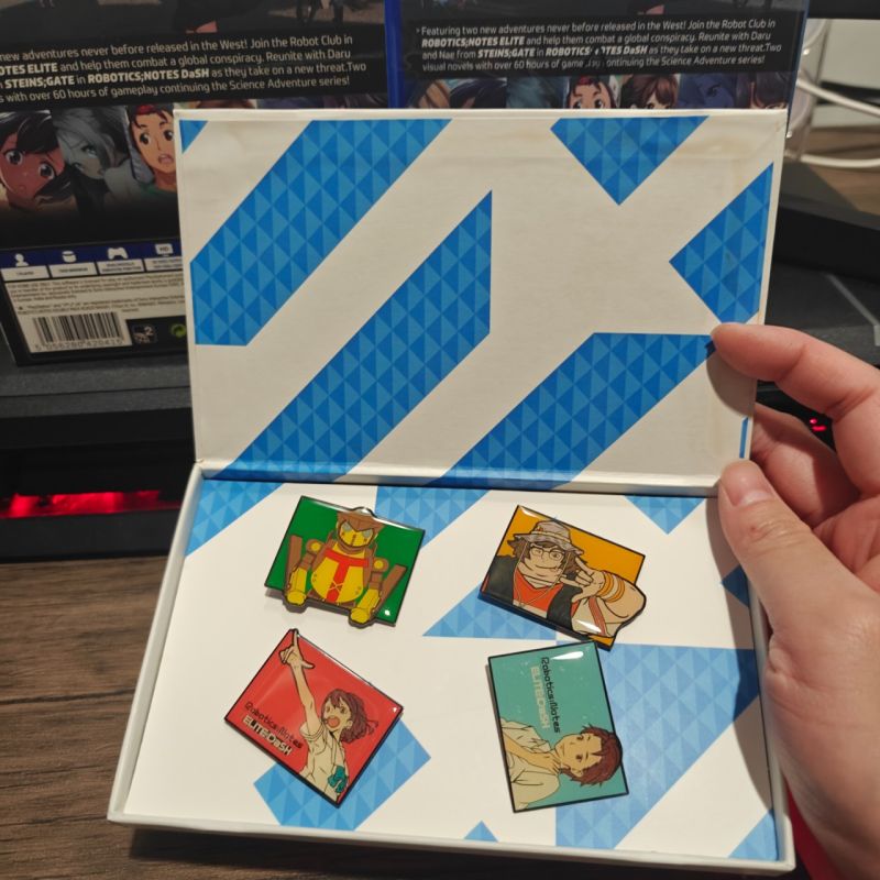 HYBRID AUCTION PS4 Game Double Pack Robotics Notes Elite Dash