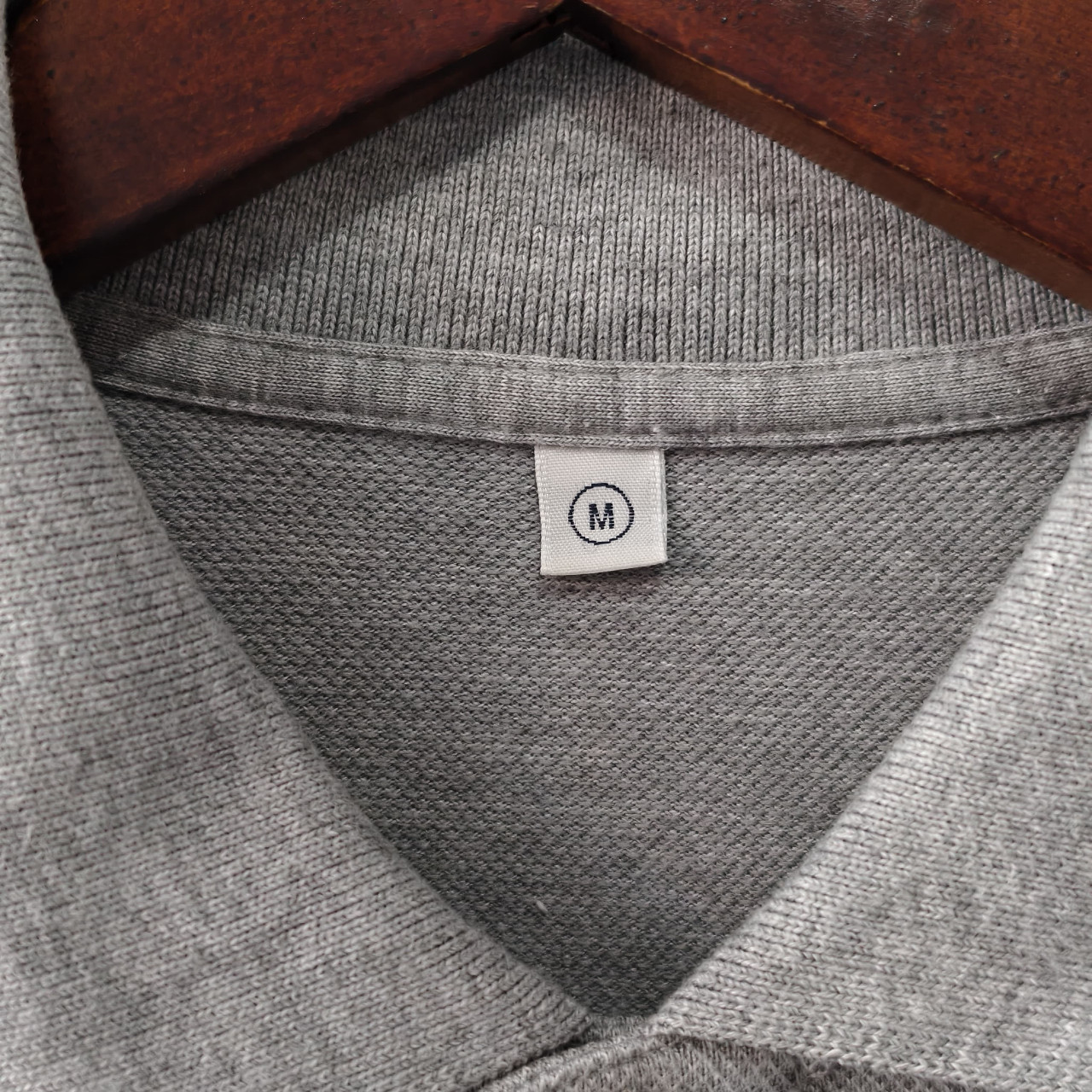 UNIQLO KAOS Kerah Polo Gray