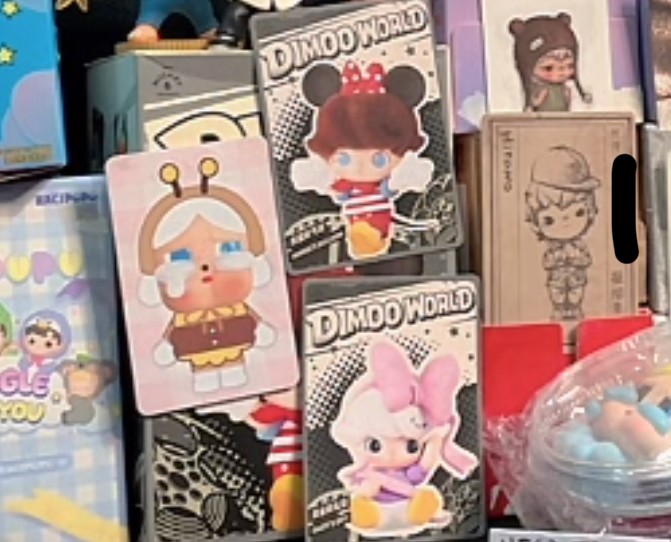 MINNIE - Popmart DIMOO WORLD × DISNEY Series-Vinyl Plush Keychain 100% Original Pop Mart