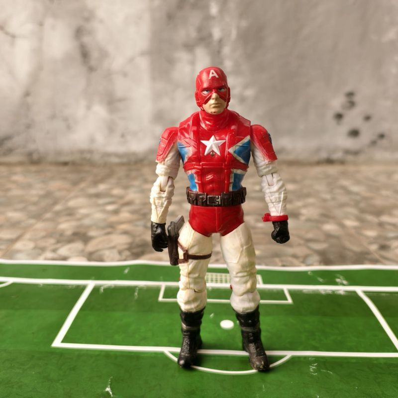 Figure Captain America Red Variant Action Figure (Steve Rogers – Heroic Age Style)