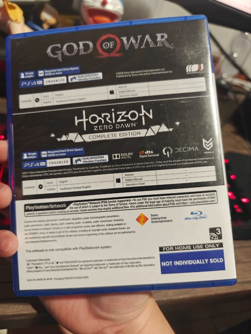 PS4 Game Bundle God of War dan Horizon Zero Dawn