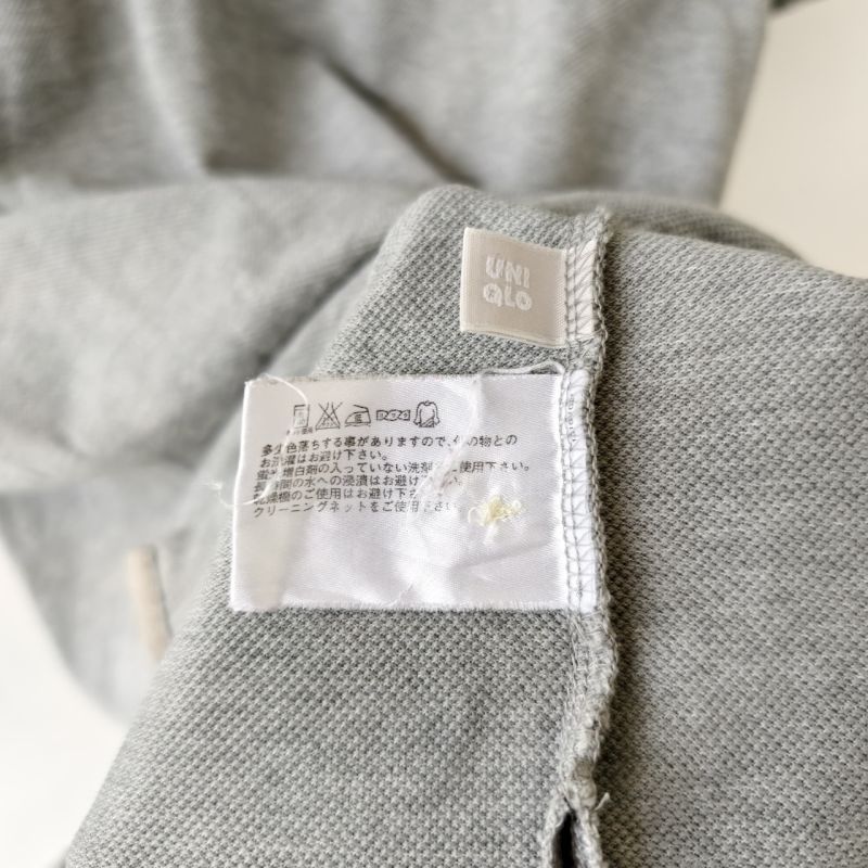 UNIQLO KAOS Kerah Polo Abu-abu