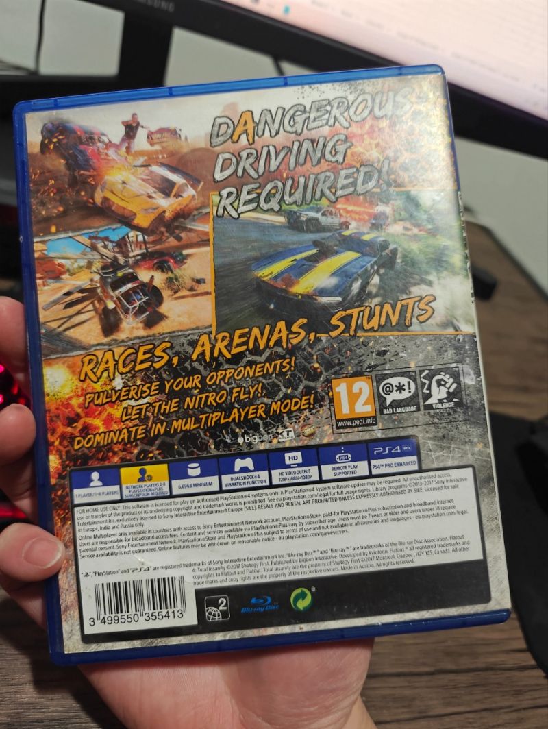 PS4 Game Flatout Total Insanity