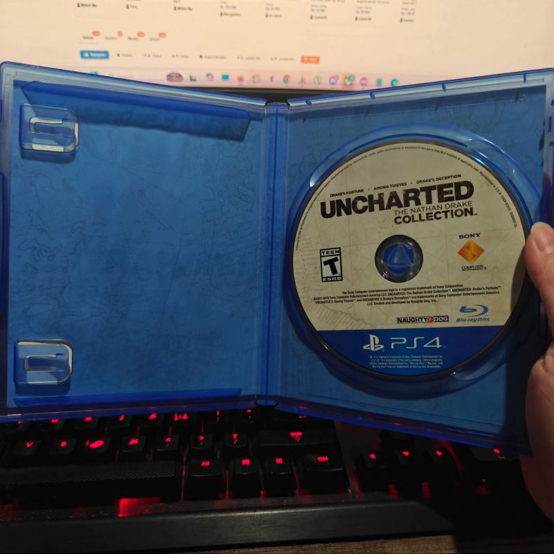 Hybrid Auction PS4 Game Uncharted Collection