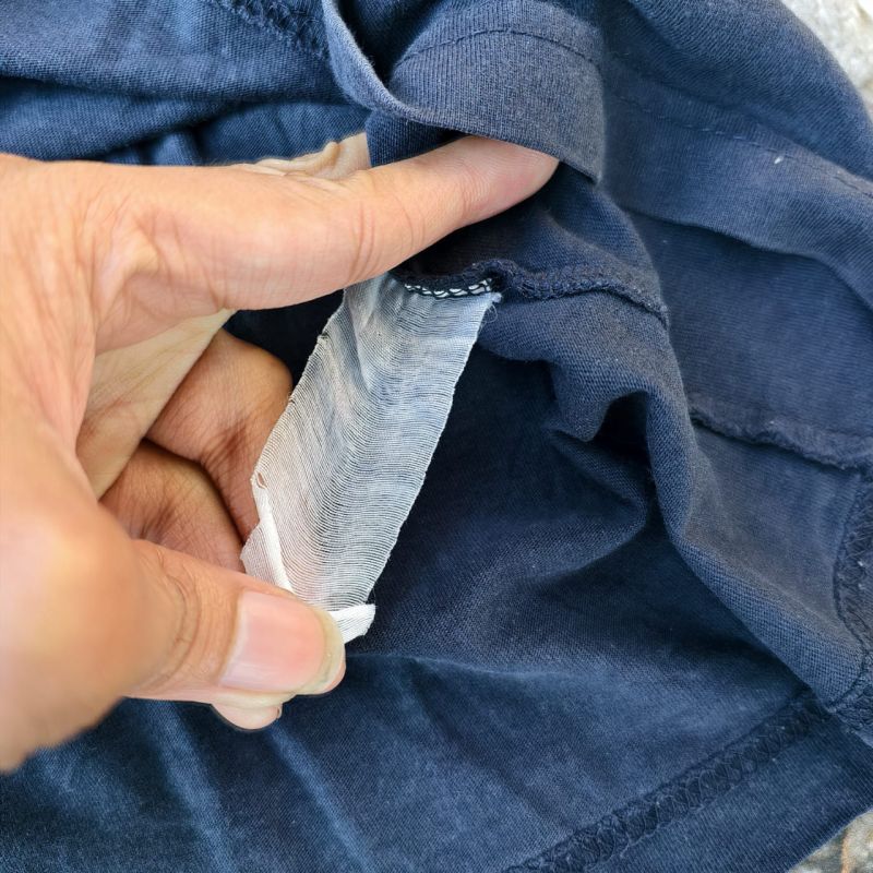 Kaos Henus Motif Tropical Birds Navy Size 95 (Fit M–L)