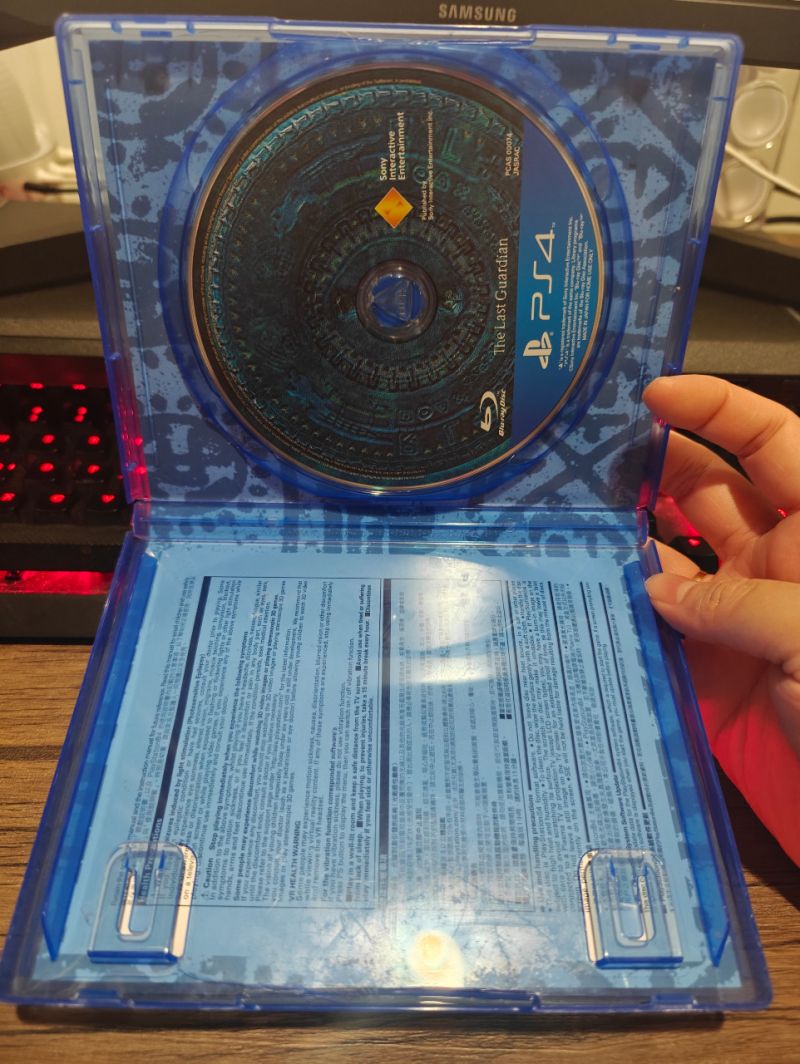 HYBRID AUCTION GAP 510 PS4 Game The Last Guardian